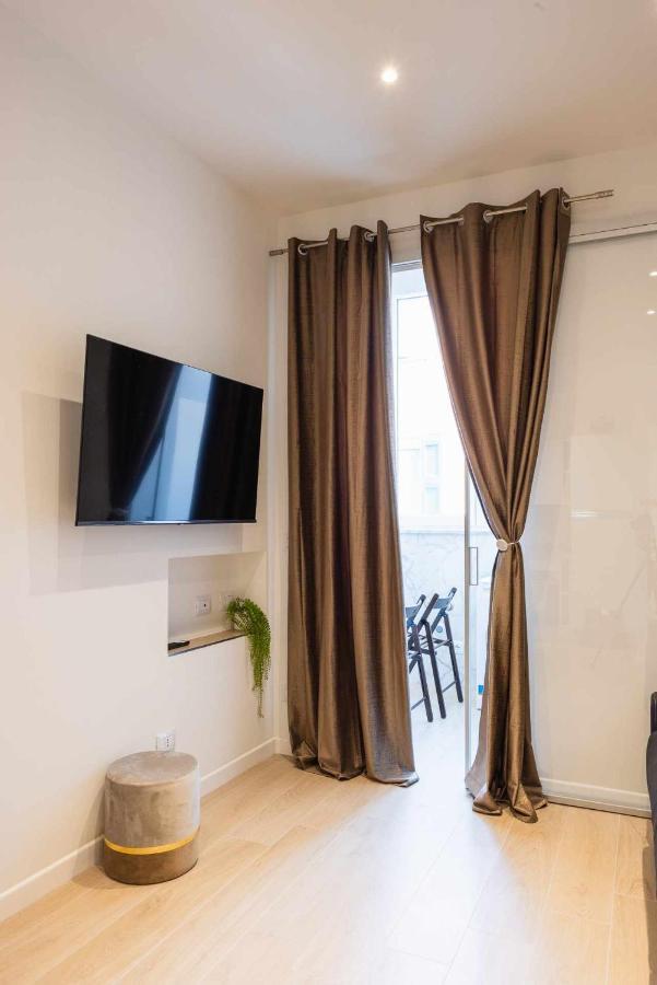 דירות Camonia Luxury Free Parking 2Km Da בולוניה מראה חיצוני תמונה
